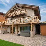 Rebeca 12 Beds Hytte