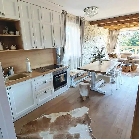 Alojamento de Turismo Selvagem Rebeca 12 Beds Donovaly