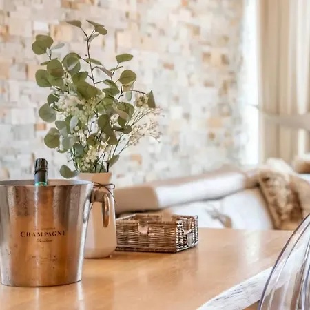 Rebeca 12 Beds Alojamento de Turismo Selvagem *