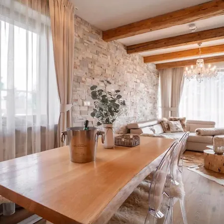 Alojamento de Turismo Selvagem Rebeca 12 Beds Donovaly